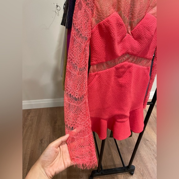 Three Floor Gorgeous Lace Dress Size XS - Picture 2 of 9